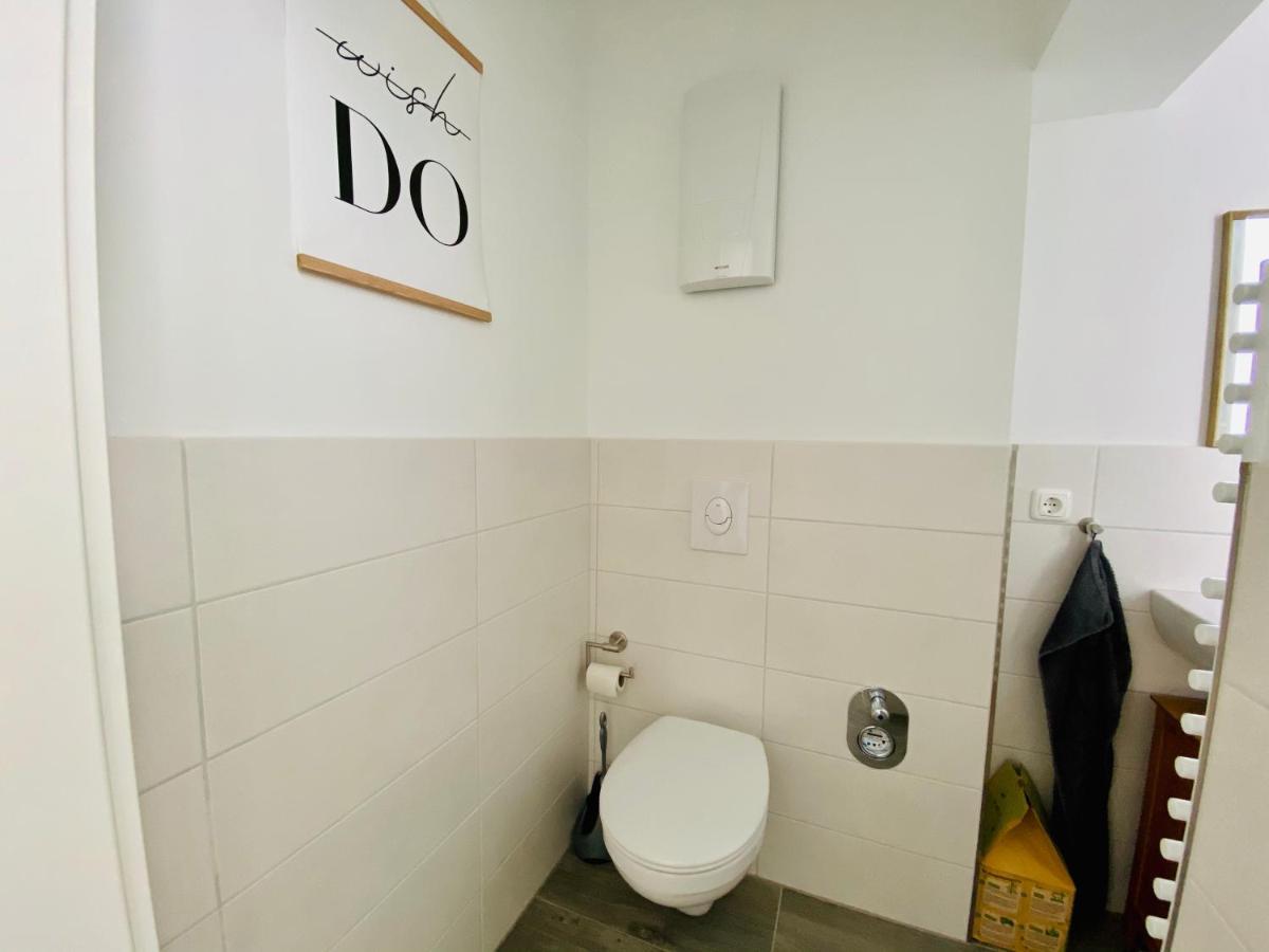 Qonroom - As Individual As You Minden  Esterno foto